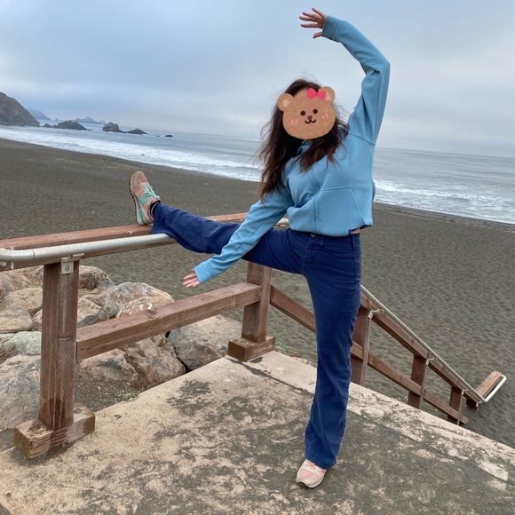 Patagonia jacket 2 hidden zipped pockets. - Picture 10 of 10